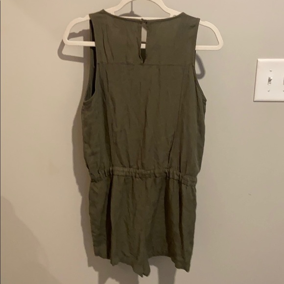 3 for $25 olive romper with pockets! - Picture 2 of 2